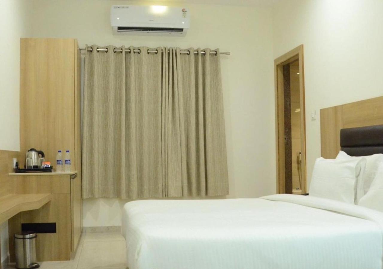 Hotel Aaradhya Udaipur Exterior photo