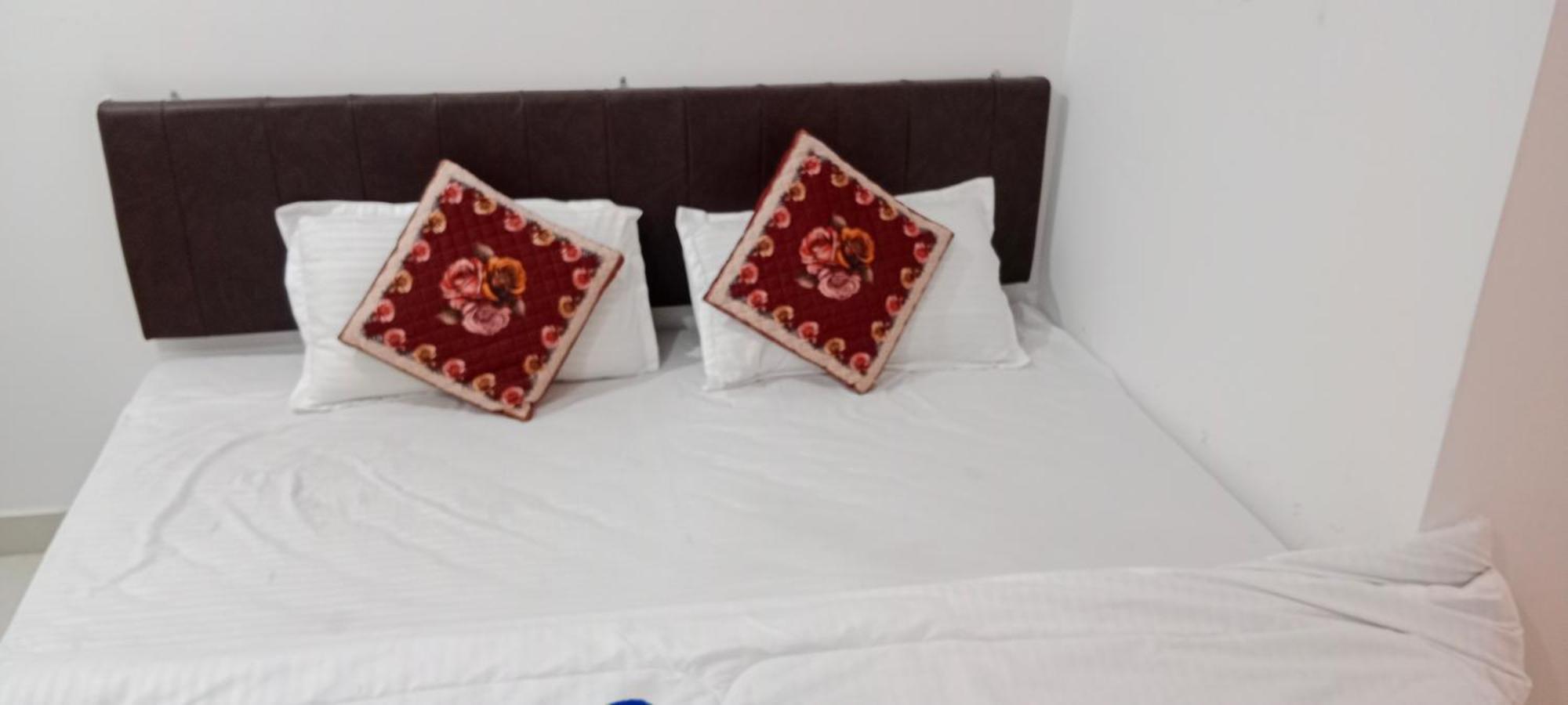 Hotel Aaradhya Udaipur Exterior photo