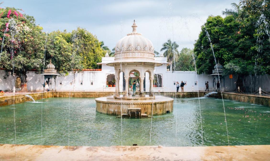 Hotel Aaradhya Udaipur Exterior photo